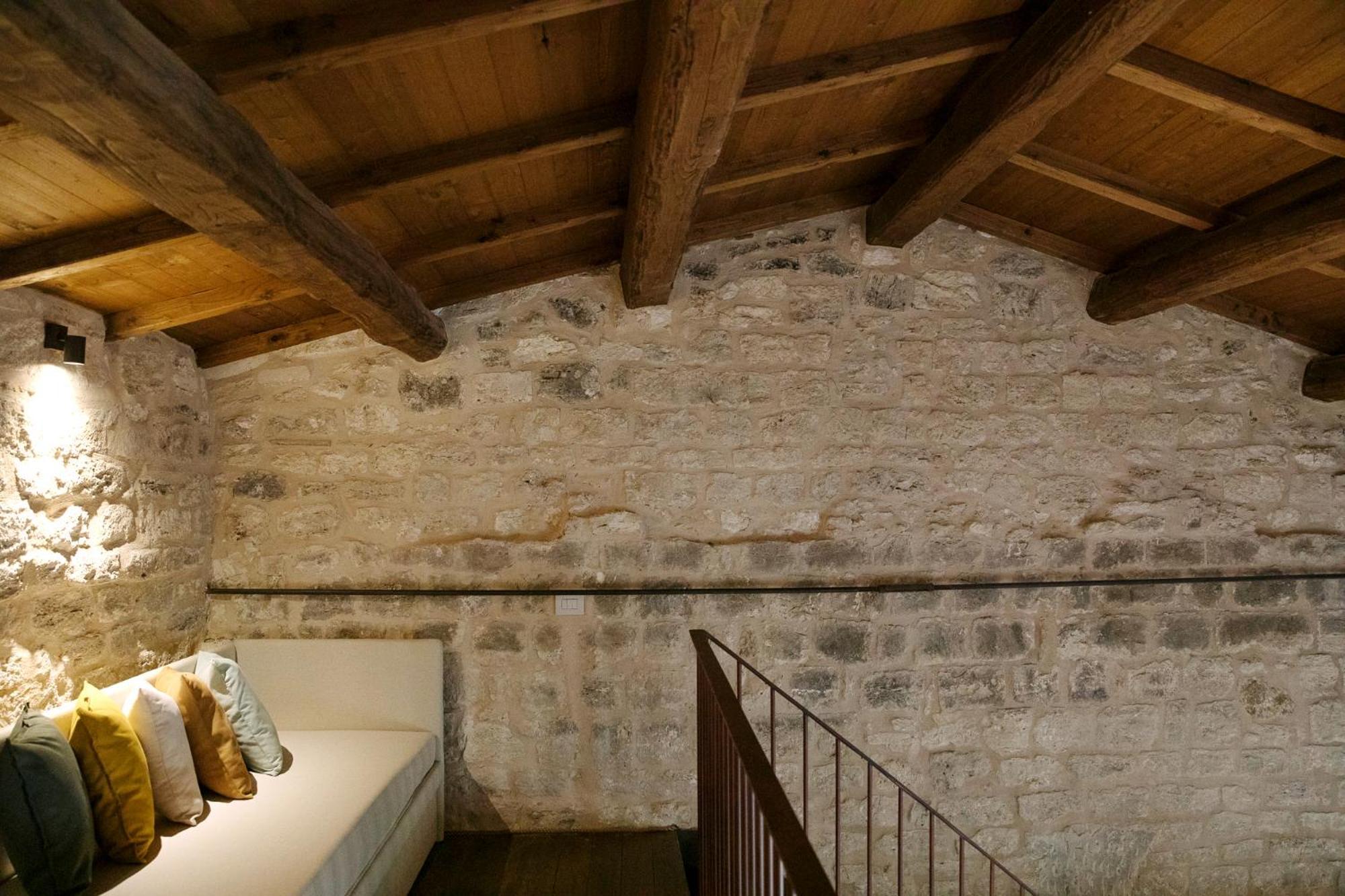 فندق Castel Di Luco أكواسانتا تيرمي المظهر الخارجي الصورة