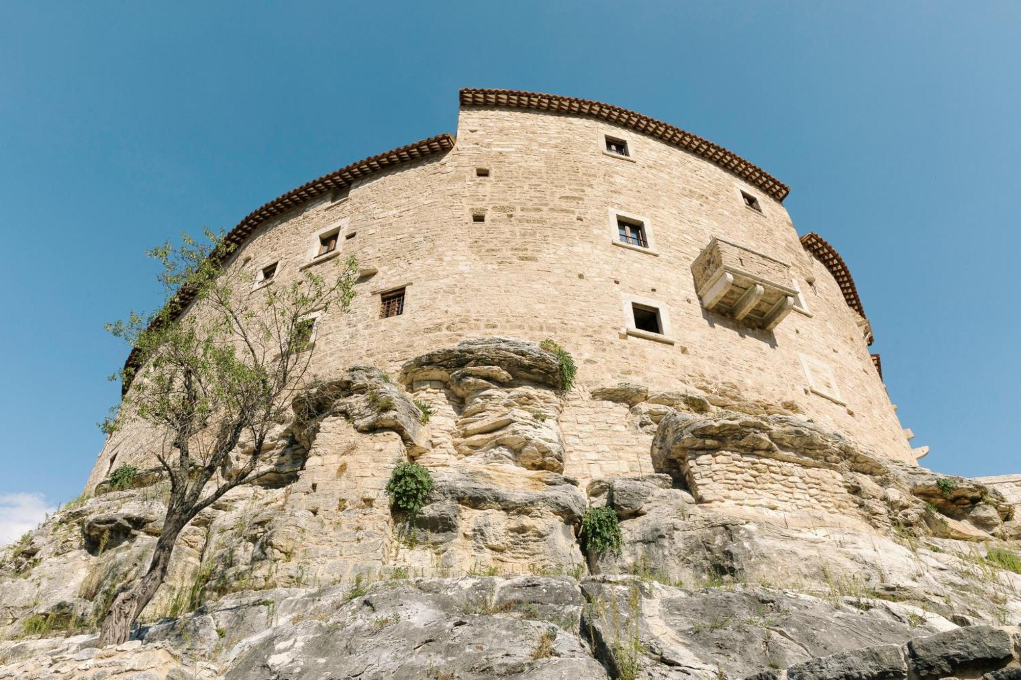 فندق Castel Di Luco أكواسانتا تيرمي المظهر الخارجي الصورة